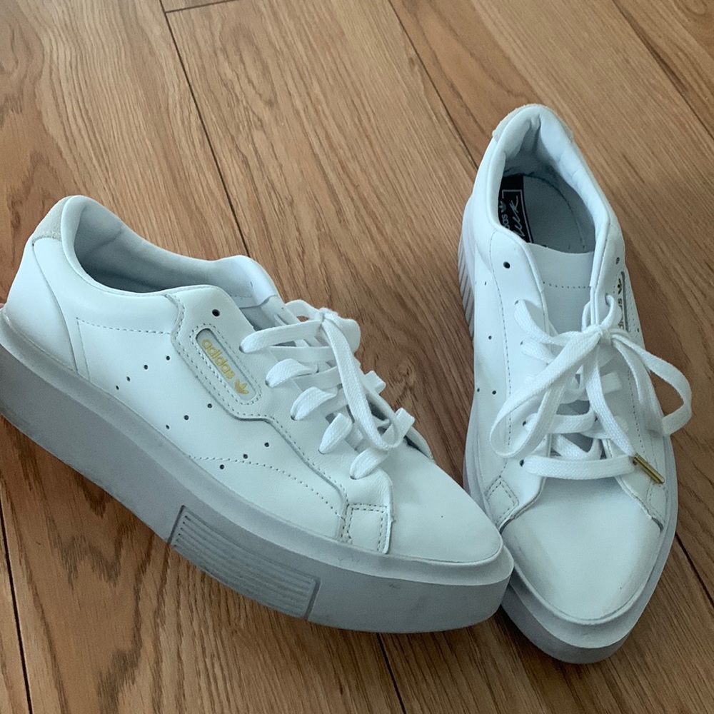Platform Adidas Sleek